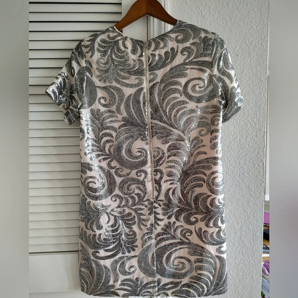 Forever 21 Cocktail sequen dress - Picture 5 of 9